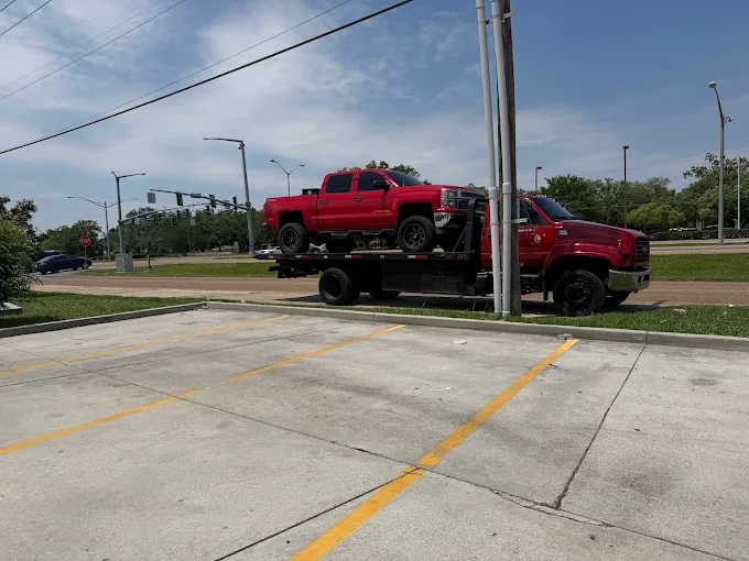 Triple Dee's Towing LLC towing and roadside work photo 9