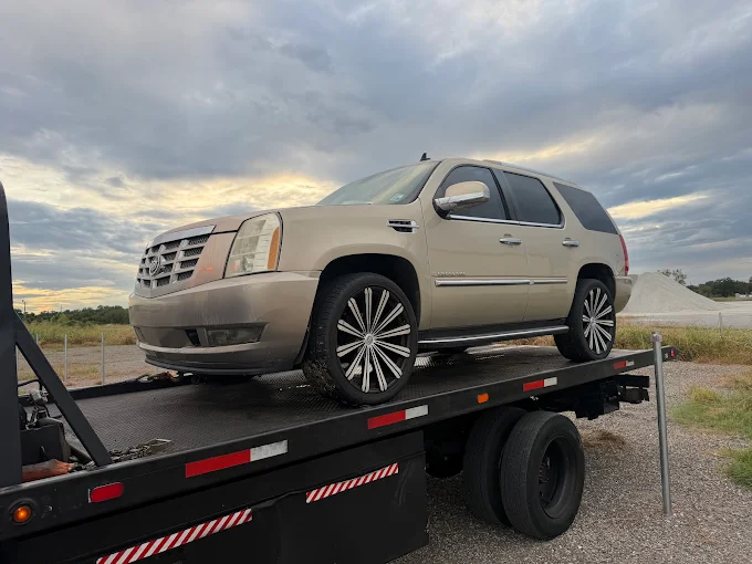 Triple Dee's Towing LLC towing and roadside work photo 14