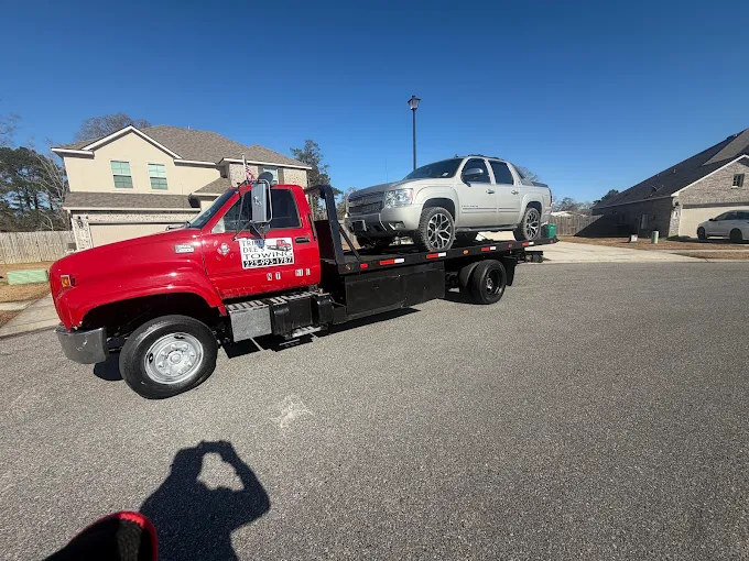 Triple Dee's Towing LLC towing and roadside work photo 12
